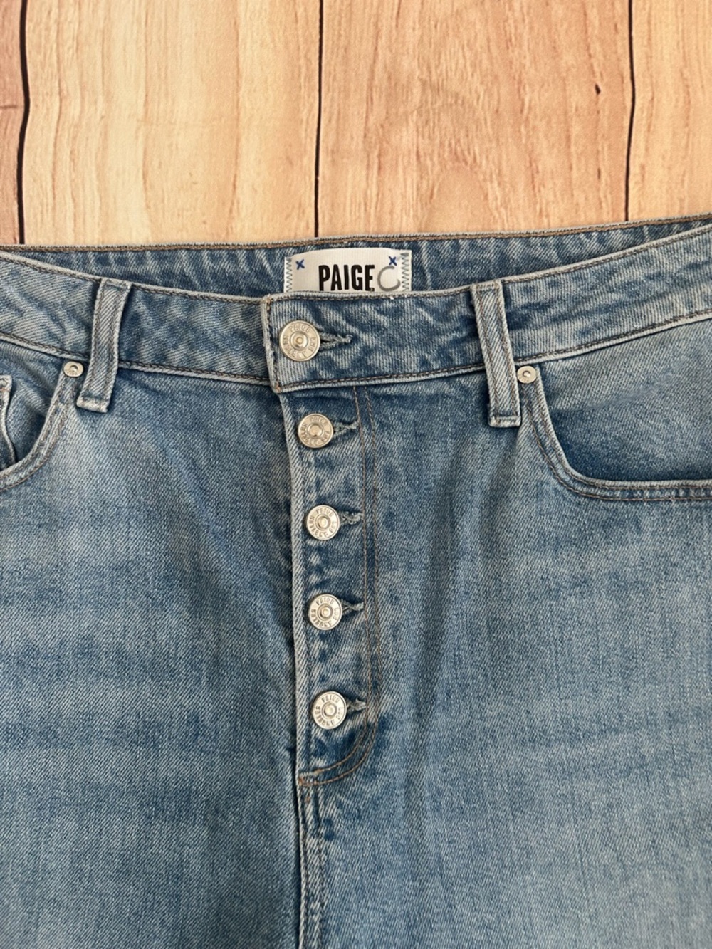 PAIGE High-Rise Button-Fly sarah slim Women's Jeans in Light Blue‎ - Picture 3 of 7